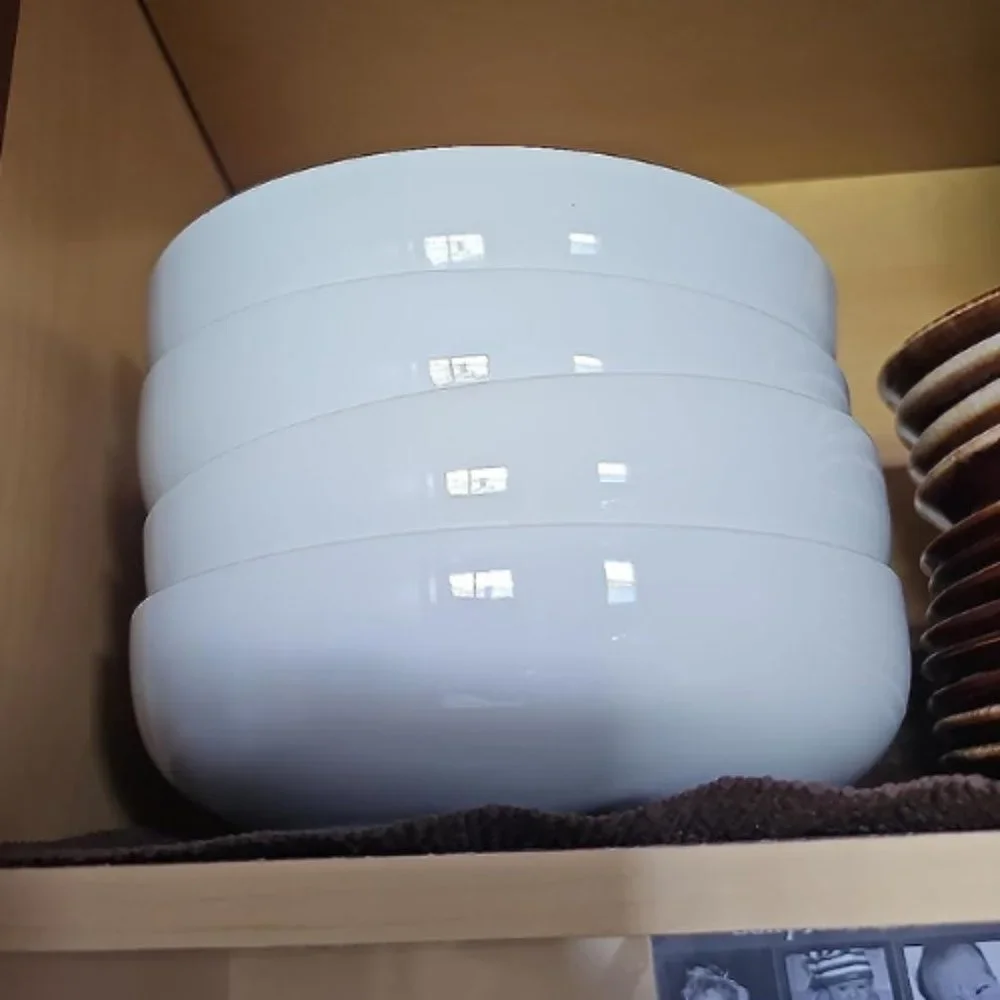 8.5 Inch Set of 4 White Large Salad Bowls and Serving Bowls